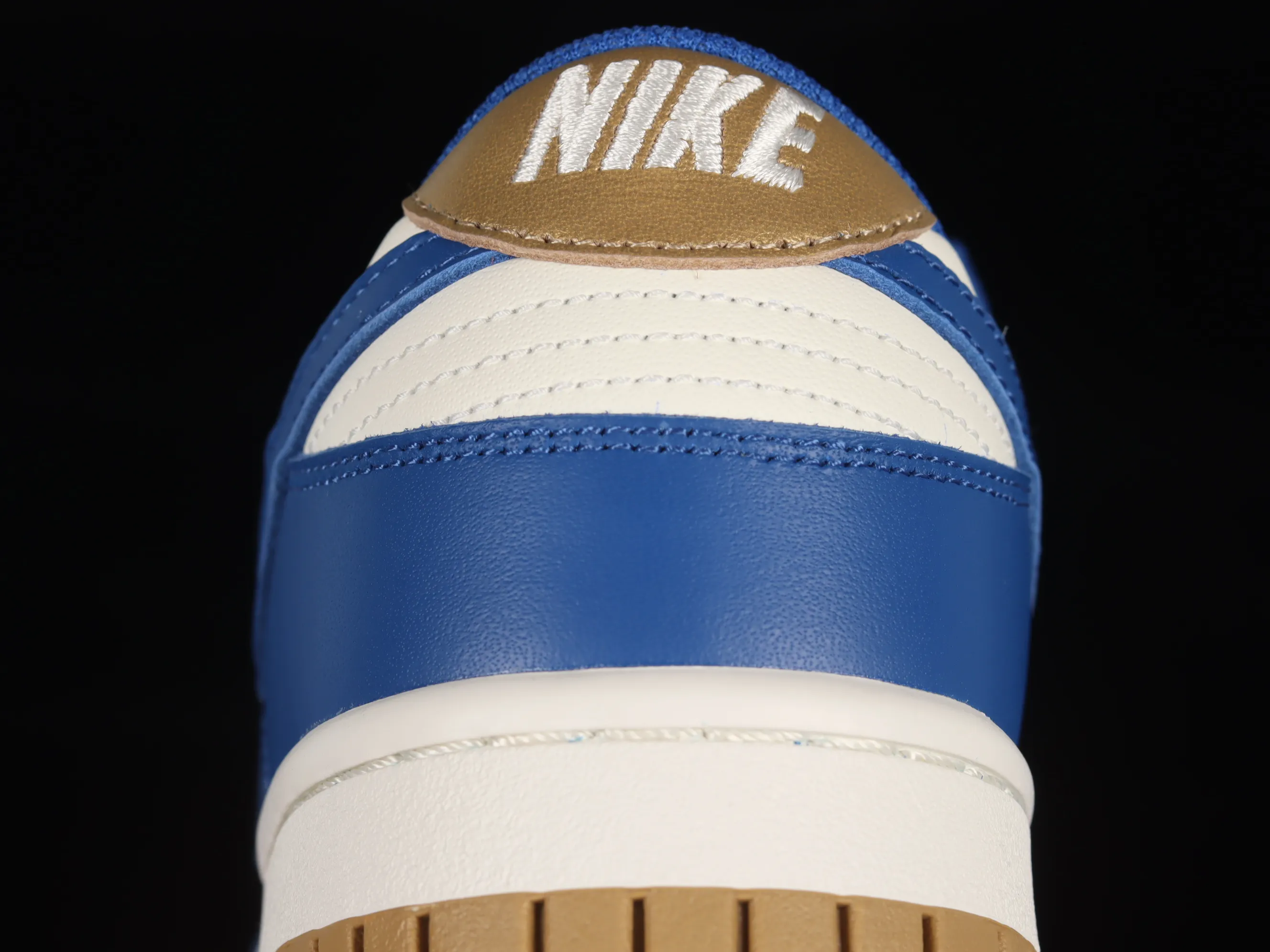 All categories Nk SB Dunk series Nk SB Dunk Low low-top sneakers Nk Dunk Low Raw rubber white and blue color SB low-top sports and leisure sneakers DO7412-200